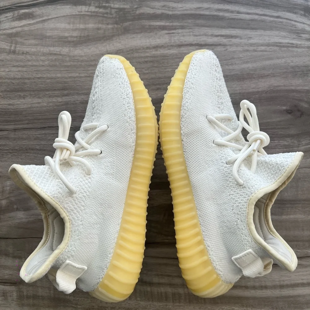 Size 7 Men’s/ 8.5 Women’s- adidas Yeezy Boost 350 V2 Low Cream White - Picture 2 of 8